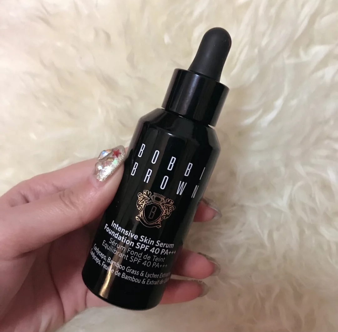 适合秋冬的粉底液持久不脱妆推荐,粉底液推荐混油皮持久遮瑕细腻