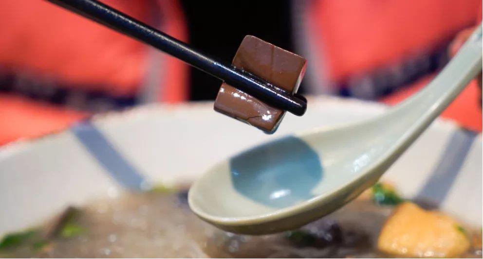 南京下关哪里的鸭血粉丝最正宗,南京鸭血粉丝吃这几家就够了