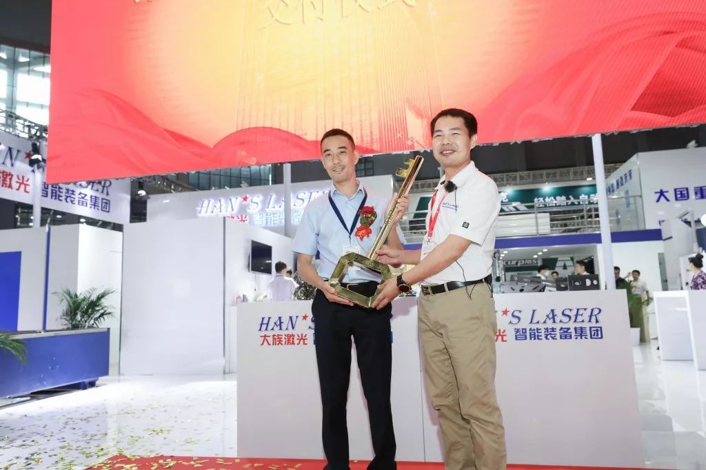 新款大族激光切管机设备,大族第四代激光切管机