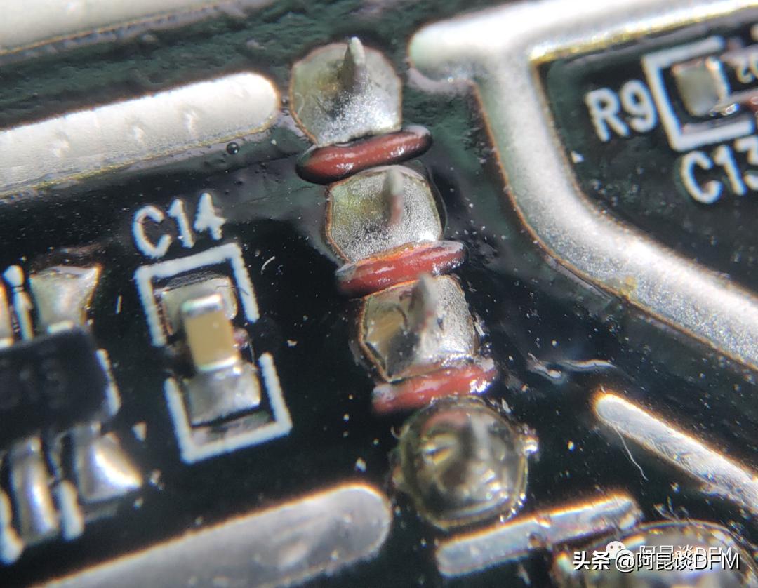 拆解小米插板,小米插座拆解评测