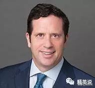 把纽约上流圈骗得团团转,轰动全球的90后假名媛获释…