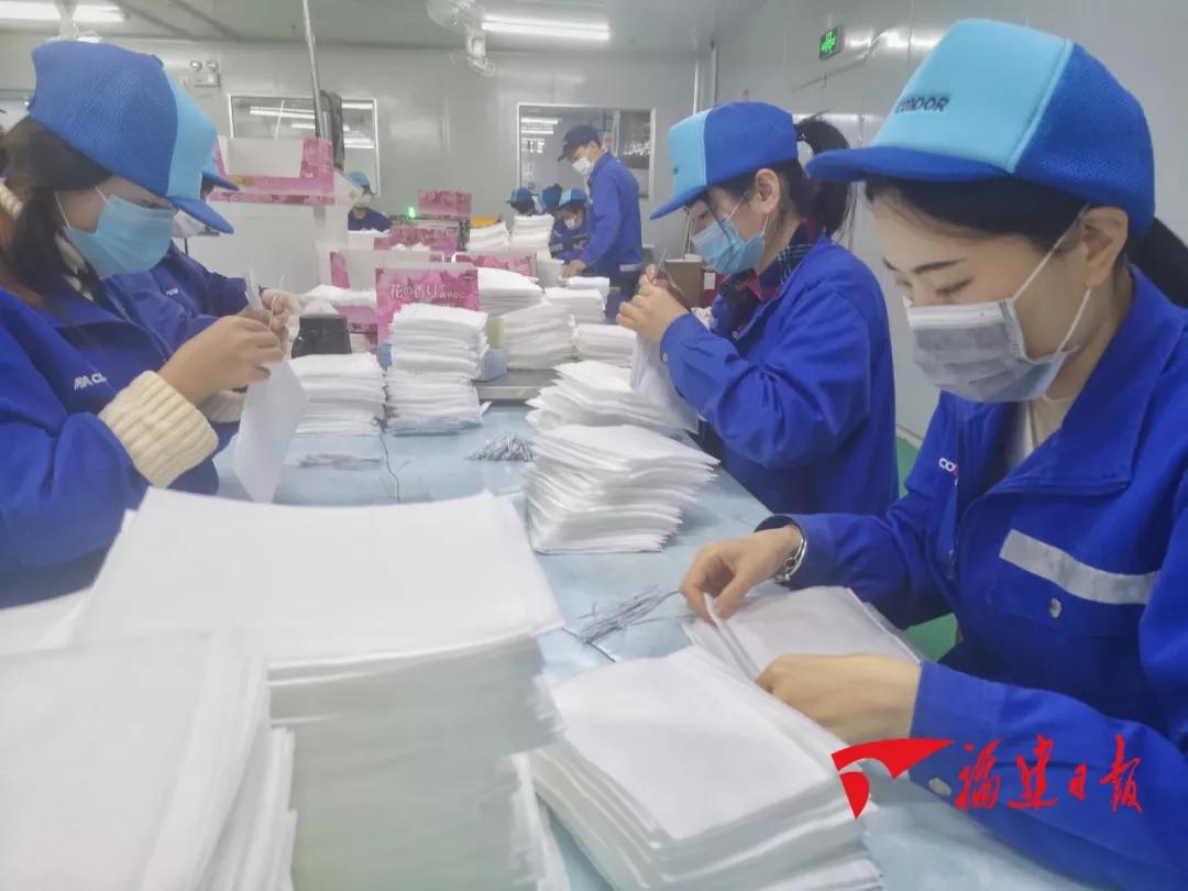 大写的赞！这些福建企业转产！开足马力生产口罩防护服……