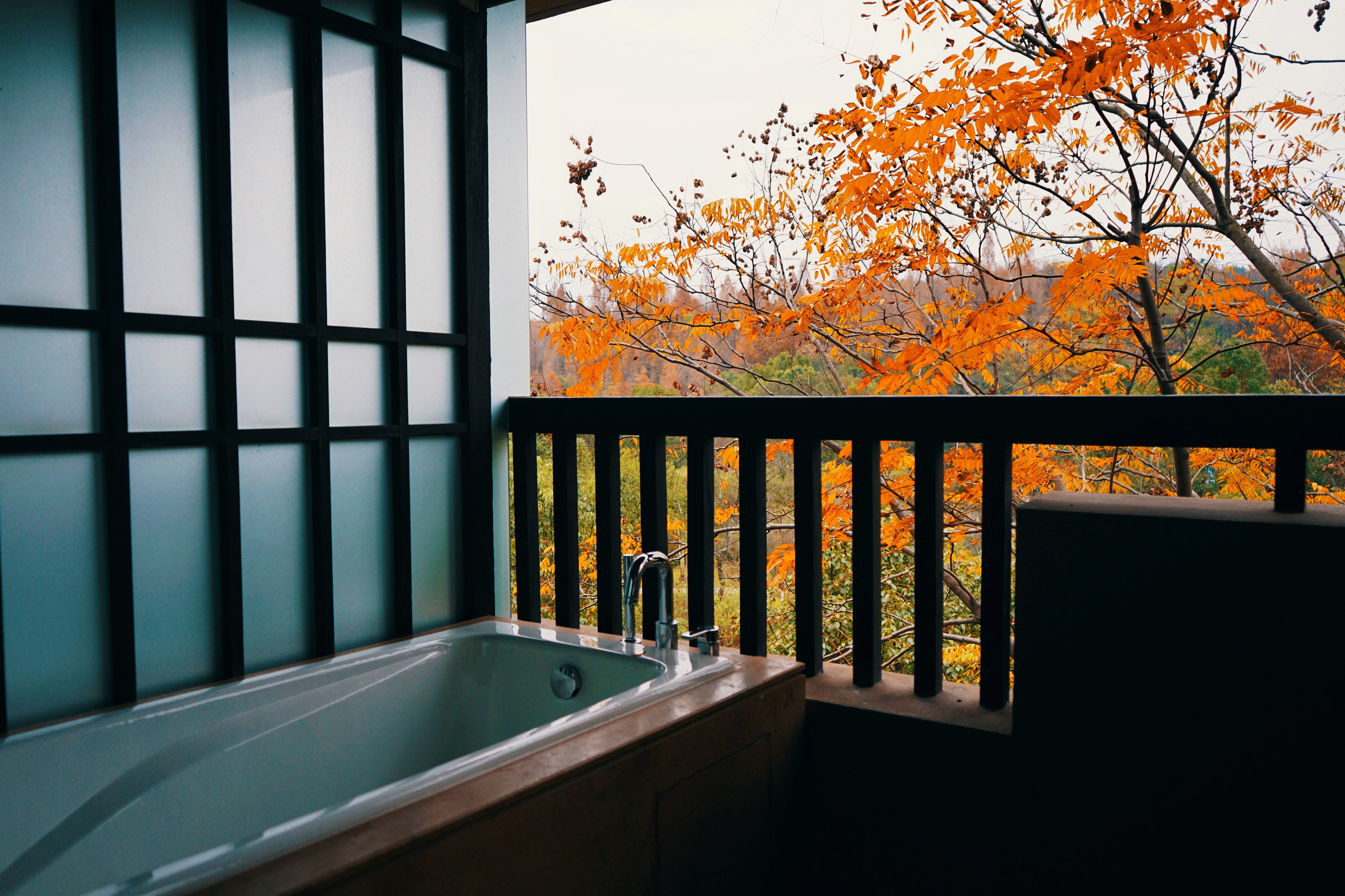 良渚君澜双人温泉,冬日暖阳泡温泉