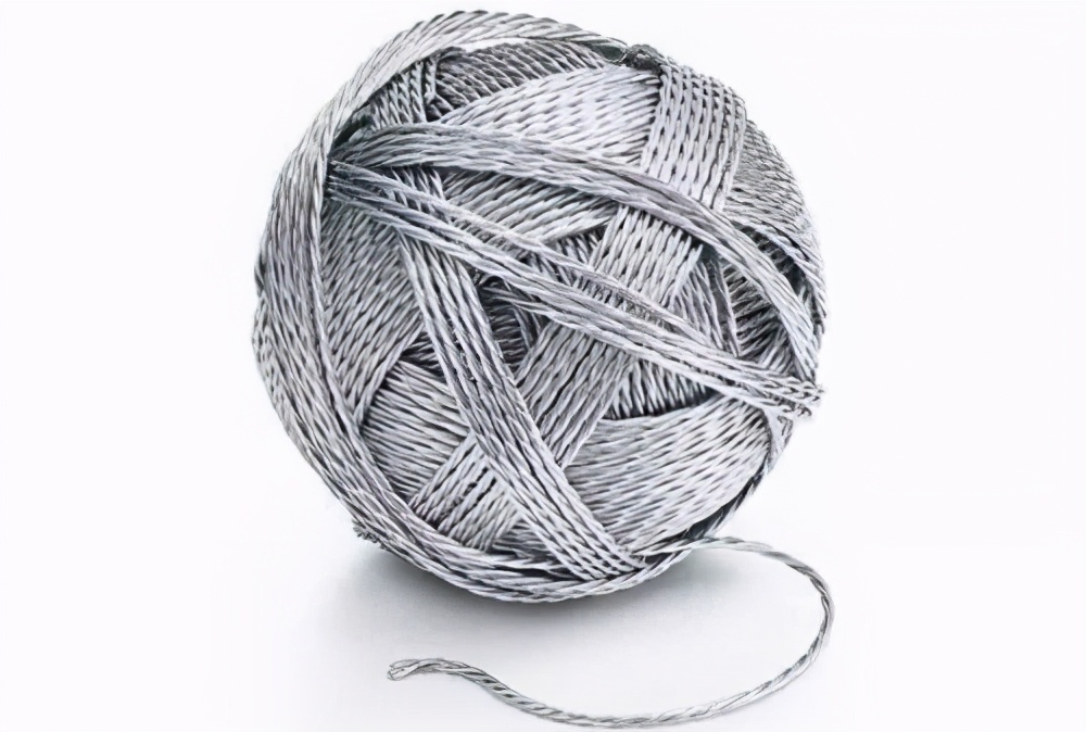 lv卖天价瑜伽垫引争议,lv价格离谱