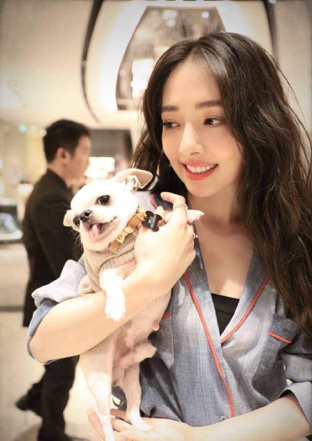 泡面头大妈广场舞,泡面头大妈