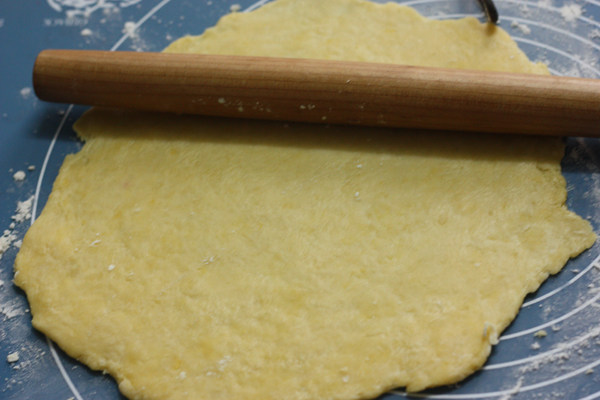 椰香南瓜派做法,小甜品奶香南瓜派简单易做还好吃