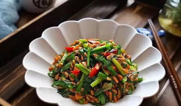 怎样用韭菜炒小虾,韭菜炒干小鱼小虾怎么炒