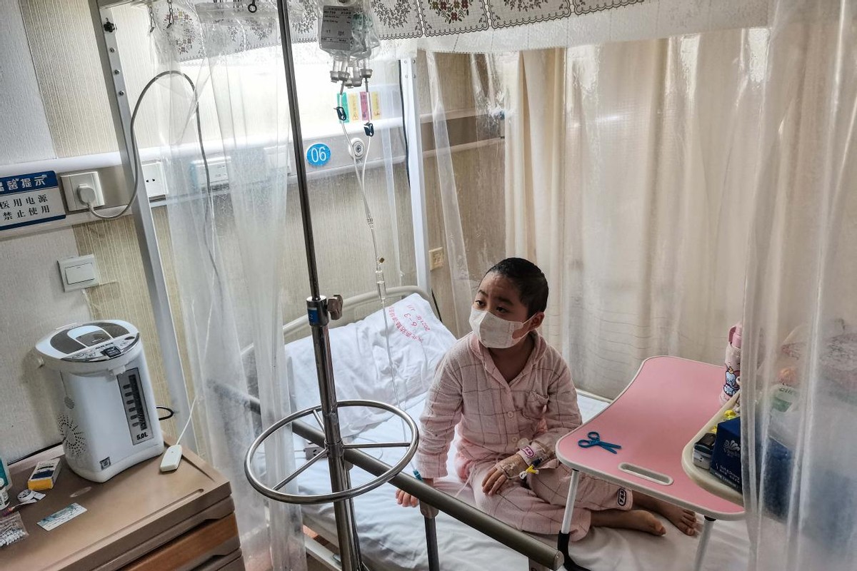 8岁女孩身患罕见重病,河南8岁女童罕见病