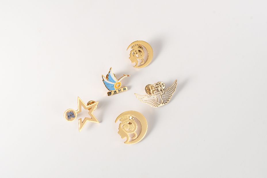 徽章定制有哪些坑,定制徽章买什么材质好