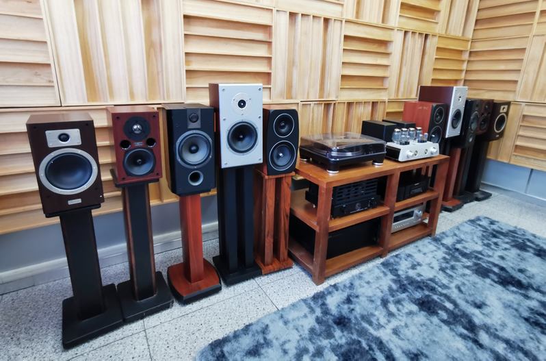 谁才是性价比之王？德法丹美五款入门HIFI书架箱对比横评
