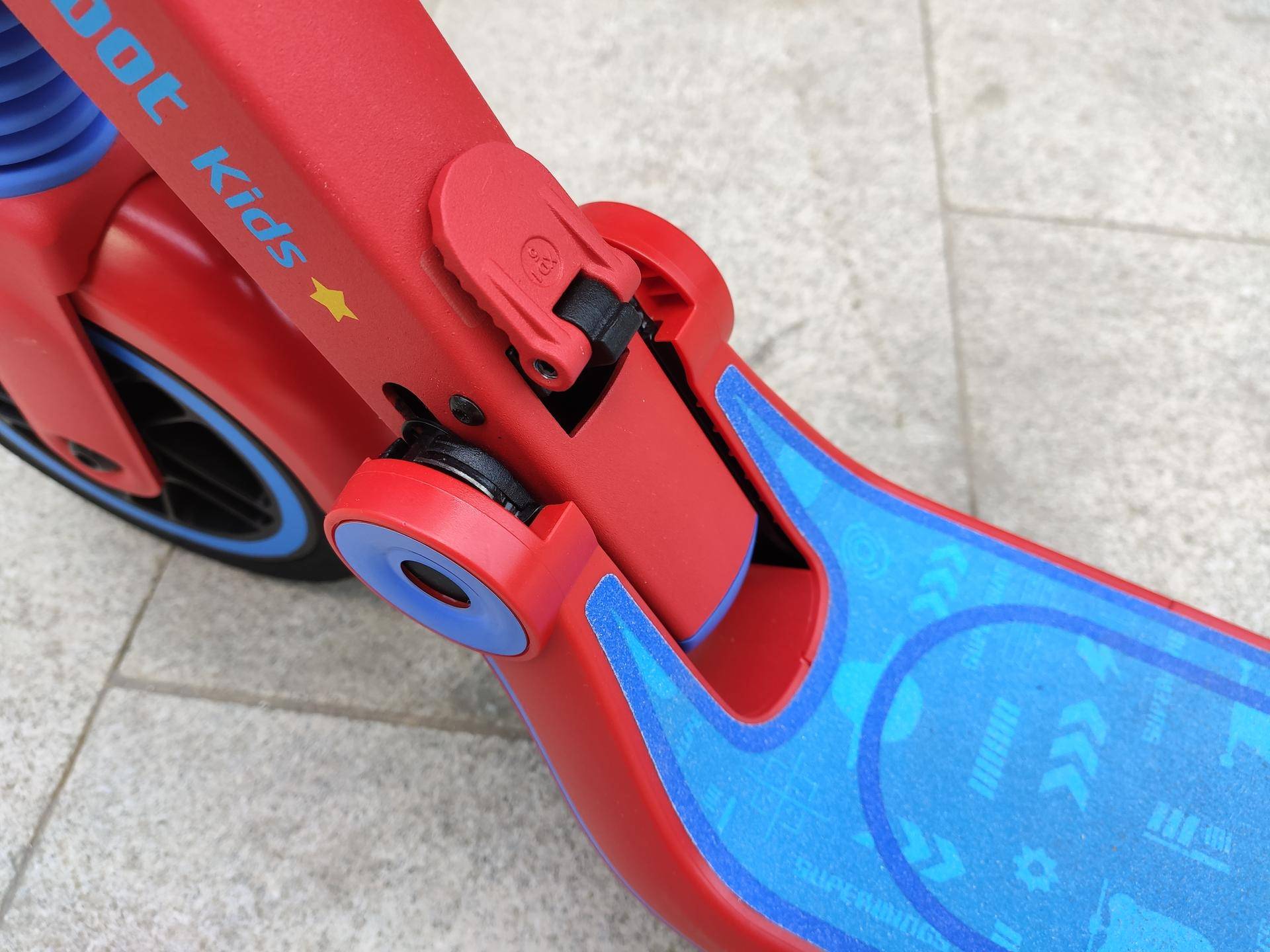 超级飞侠体验太空舱,超级飞侠儿童滑板车测评推荐