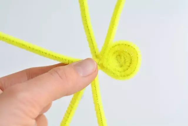 毛根扭扭棒手工制作过程图文,毛根扭扭棒手工制作教程过程图文