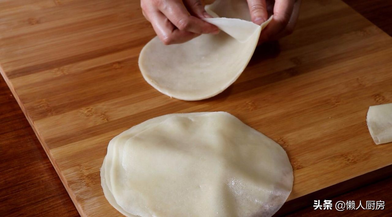卷菜薄饼怎么做又软又筋道,薄饼面糊怎么和又软又筋道
