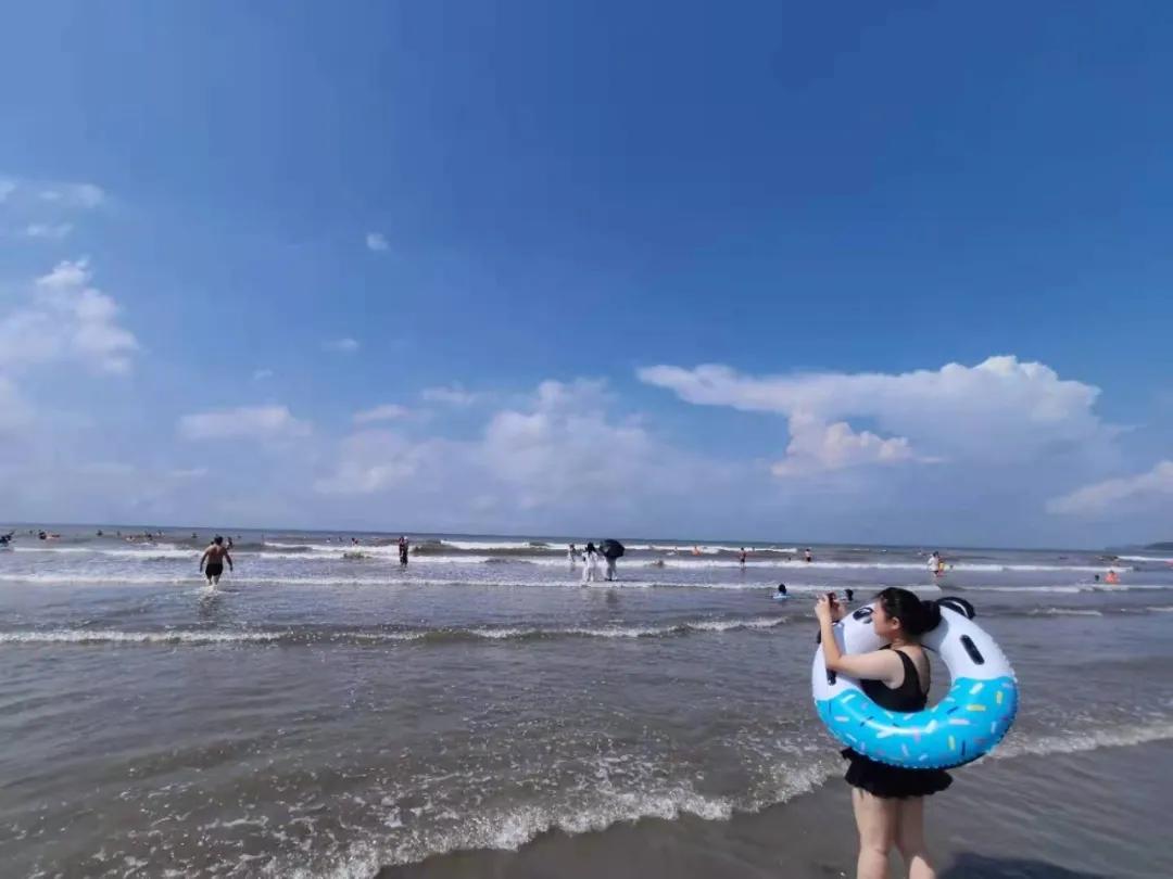 防城港一日游：我和大刘酸了，想在这边买房