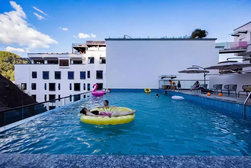 黄山景区半山腰民宿,黄山太平湖世外桃源人间仙境民宿