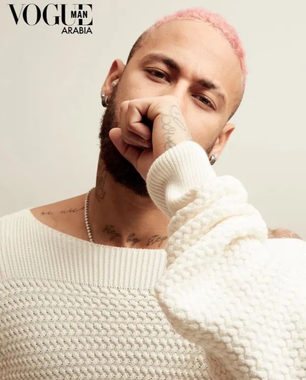 降薪怕极了?发一条推特就能赚回来!揭秘顶级球星的真实收入来源