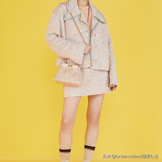 fendi新款包touch,fendi蕾丝花朵包