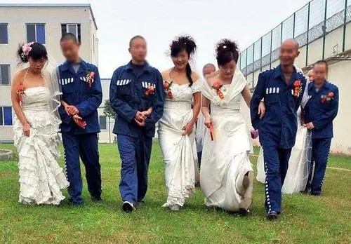监狱服刑人员离婚详细流程,监狱服刑人员结婚怎么办