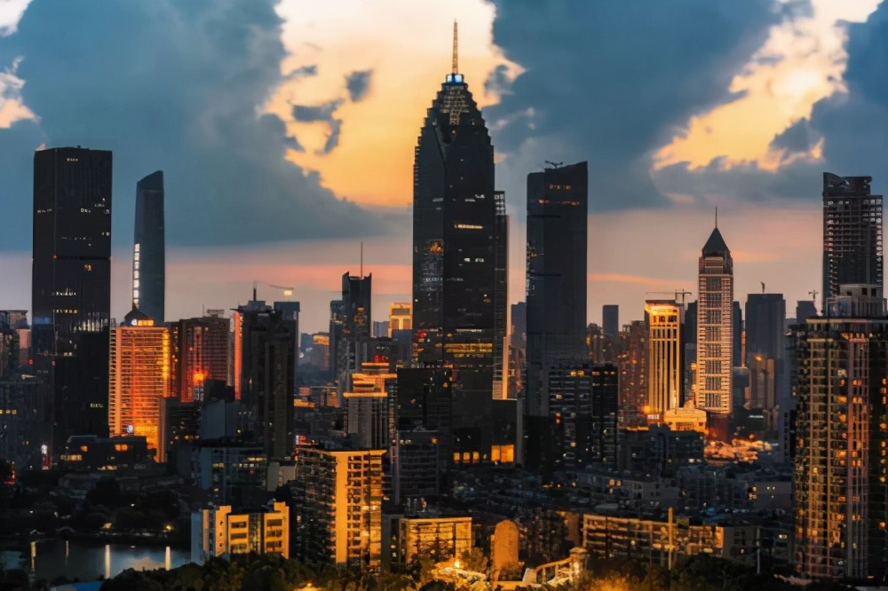 武汉这所大学位列财经类大学之首，是否实至名归？