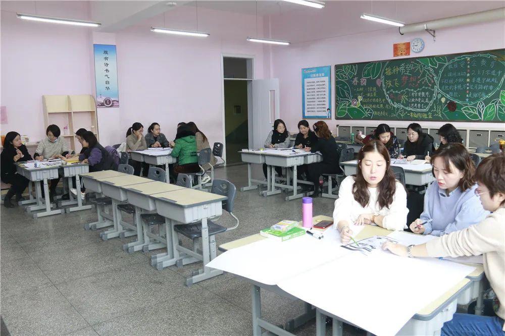 邯郸市曙光小学教学模式,邯郸市新曙光小学2014届