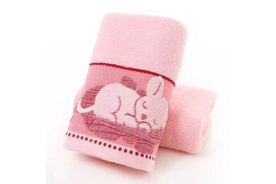 用碱和醋洗毛巾的方法,毛巾变硬湿黏有异味怎么处理