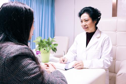 备孕期可以提前准备宝宝的衣物吗,备孕期尿有异味是怀孕了吗