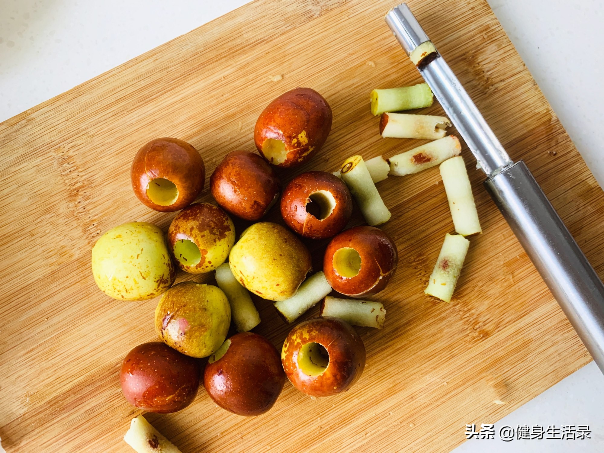 鲜枣咋做蜜枣,吃不完的鲜枣怎么做枣干