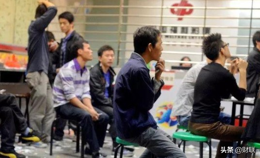 都想2元中500万，哪种彩票中奖概率高？彩票店老板说出了“奥秘”