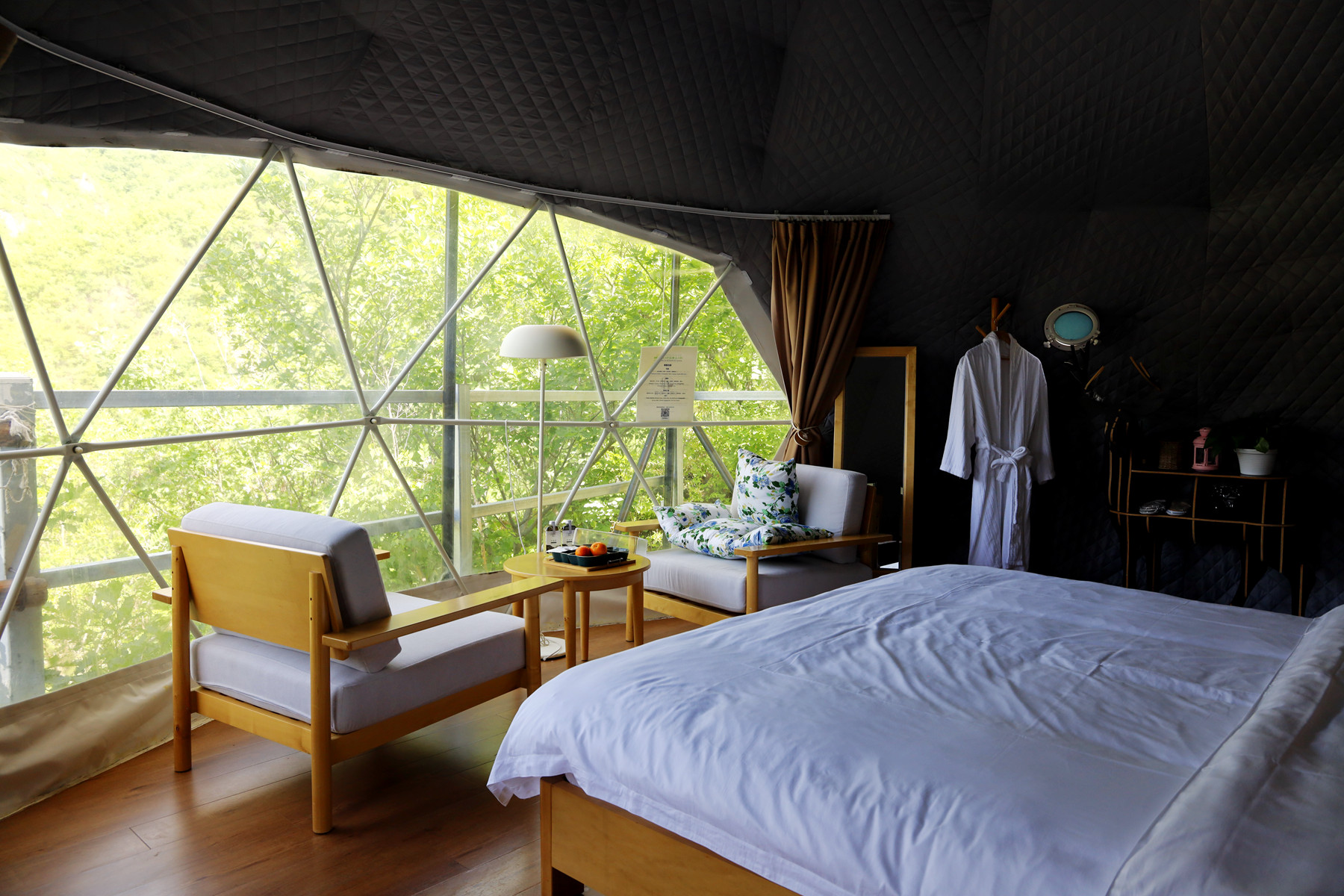 燕山第一峰,这座山高得像什么似的填空