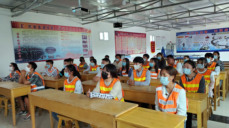 【文明交通进驾校】民勤公安交警走进天顺驾校开展暑期交通安全宣传活动丨强担当除隐患防事故保安全