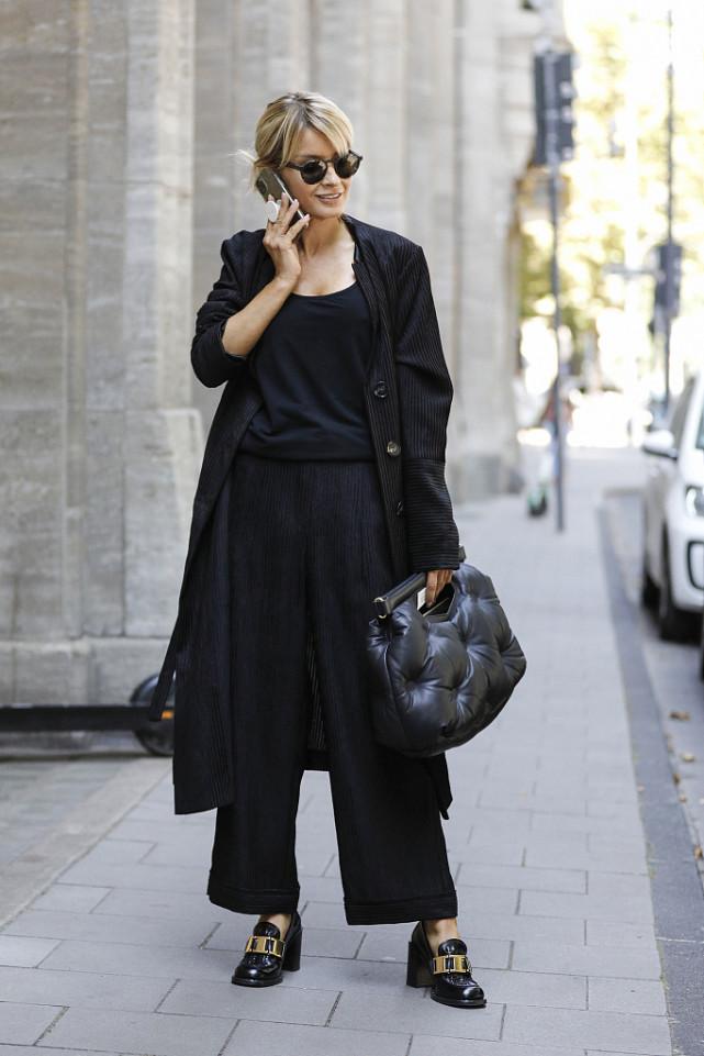 显瘦灯芯绒裤子小个子,百搭灯芯绒微喇裤