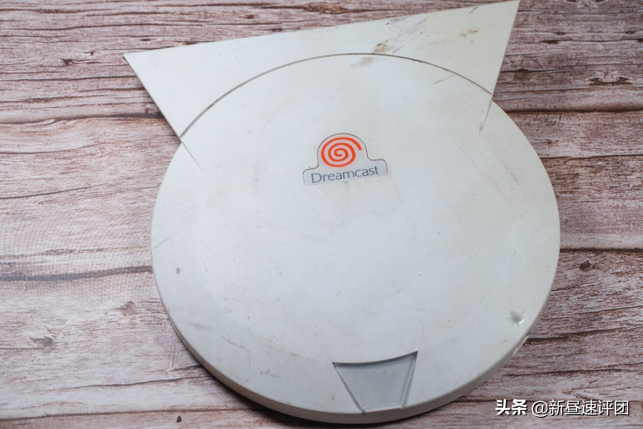 翻新修复DreamCast游戏机：好端端的产品，差点让公司倒闭