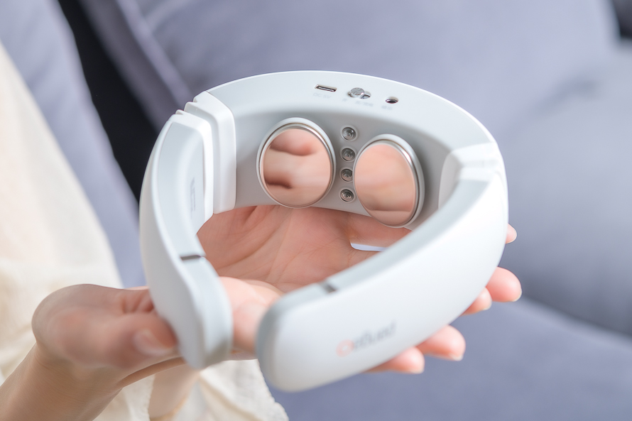 看电脑颈椎疼怎么按摩,使用按摩仪后颈椎肌肉酸痛正常吗