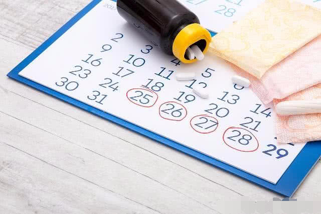 女孩月经初潮一般是几岁开始,女孩月经每个月来得太早怎么办