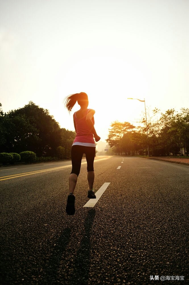 跑步膝盖外侧筋疼怎么办,跑步膝盖外侧韧带痛怎么办