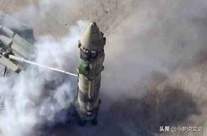 中国二炮部队和火箭军是一个样吗,二炮为什么改名火箭军