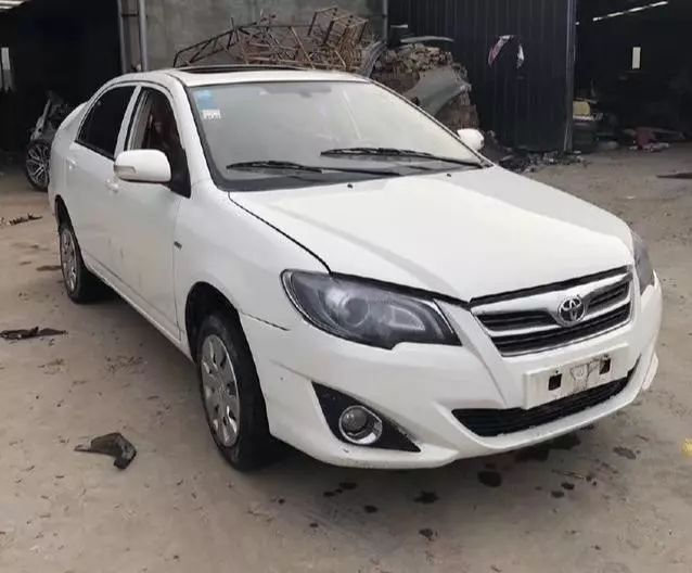 二舅当场揭露二手车商的套路,买二手花冠仅用了5000元