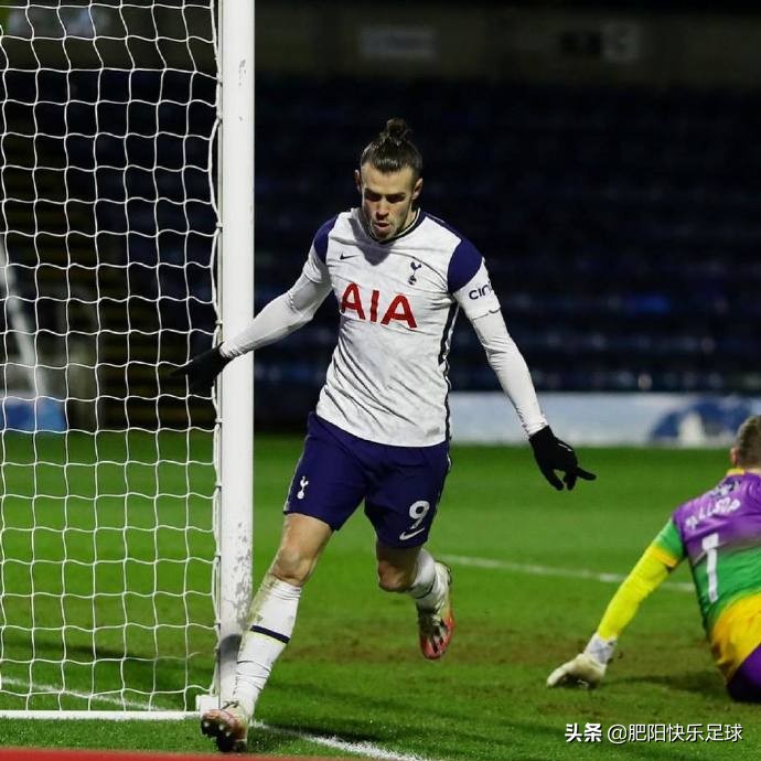 热刺新中卫穆帅,热刺穆里尼奥换人