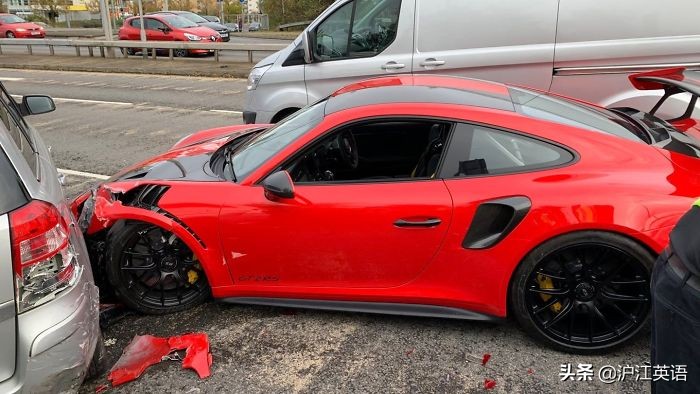 把5000块钱放进微波炉加热消毒，会发生什么？网友分享作死瞬间