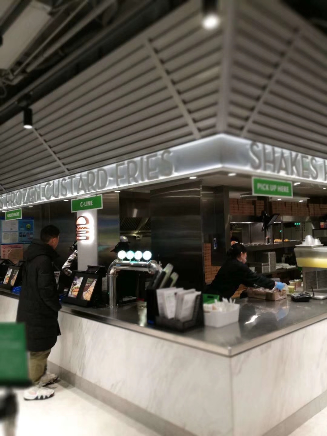 全球有几家肯德基麦当劳汉堡王,中国第一百家肯德基