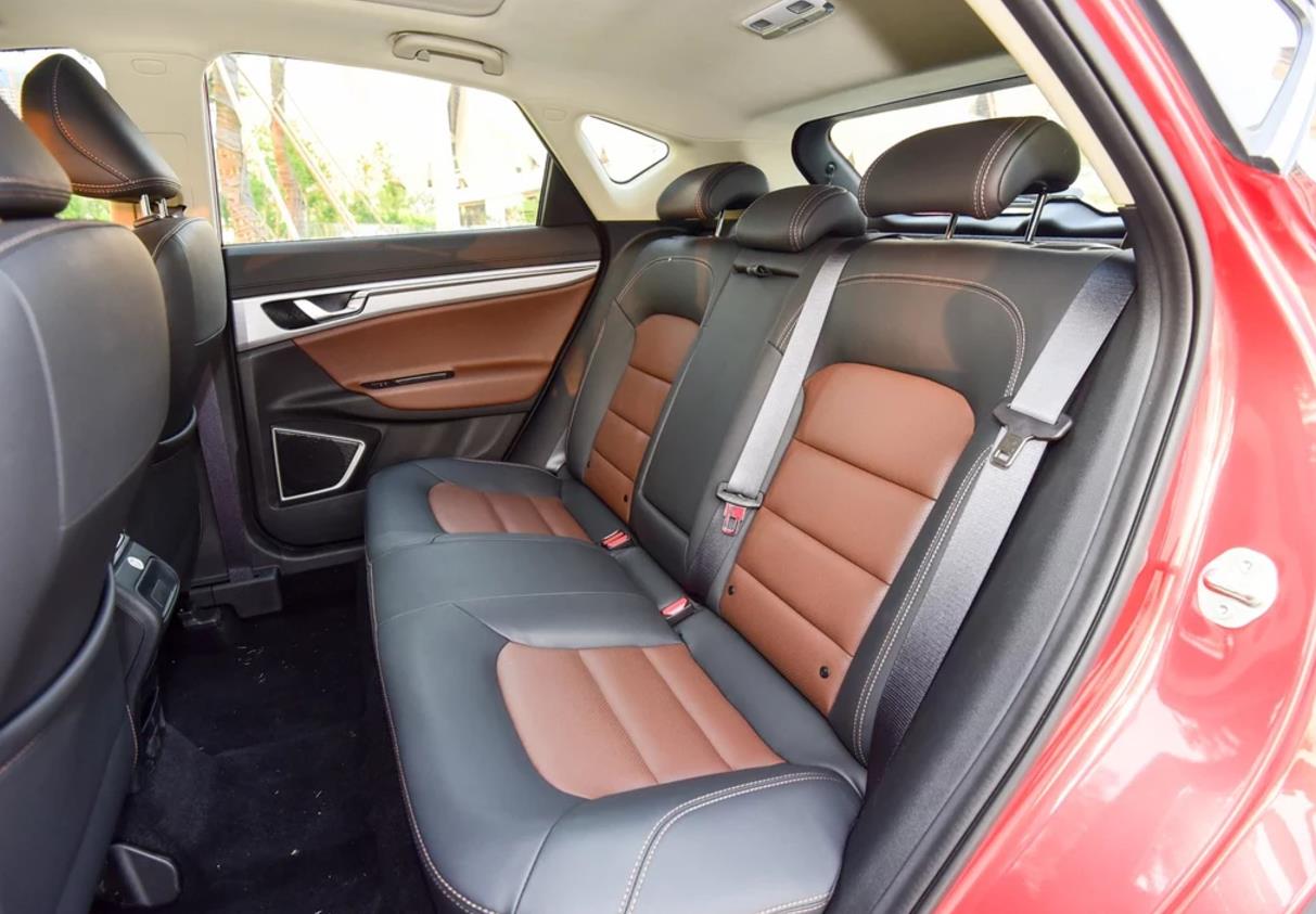 新购一台2020款吉利帝豪gs展示,吉利帝豪gs可以跑多快2016