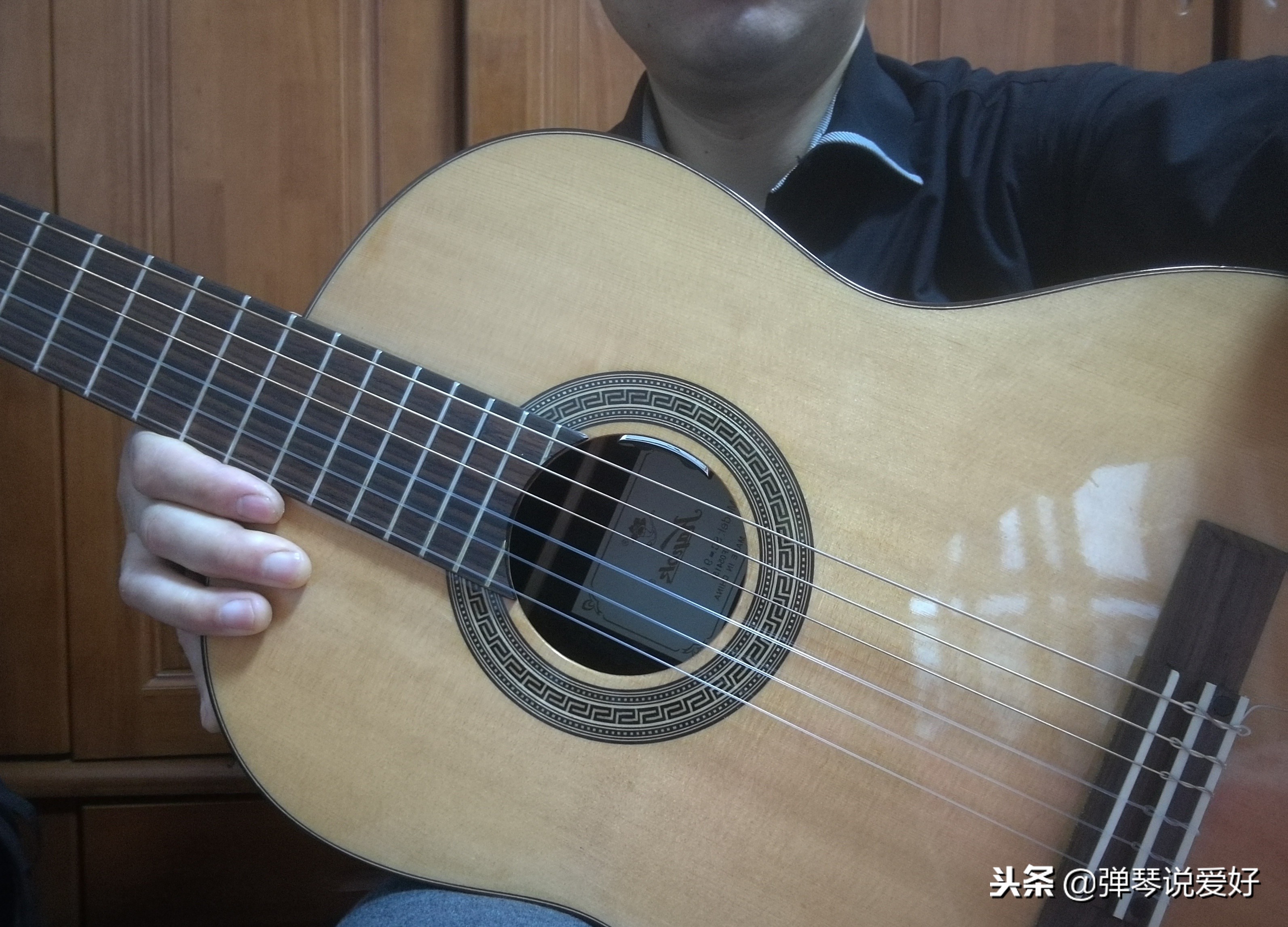 吉他新手自学到底应该怎么练,自学吉他之后怎么突破