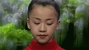 为什么眼神呆滞无神怎么训练,表情僵硬眼睛无神