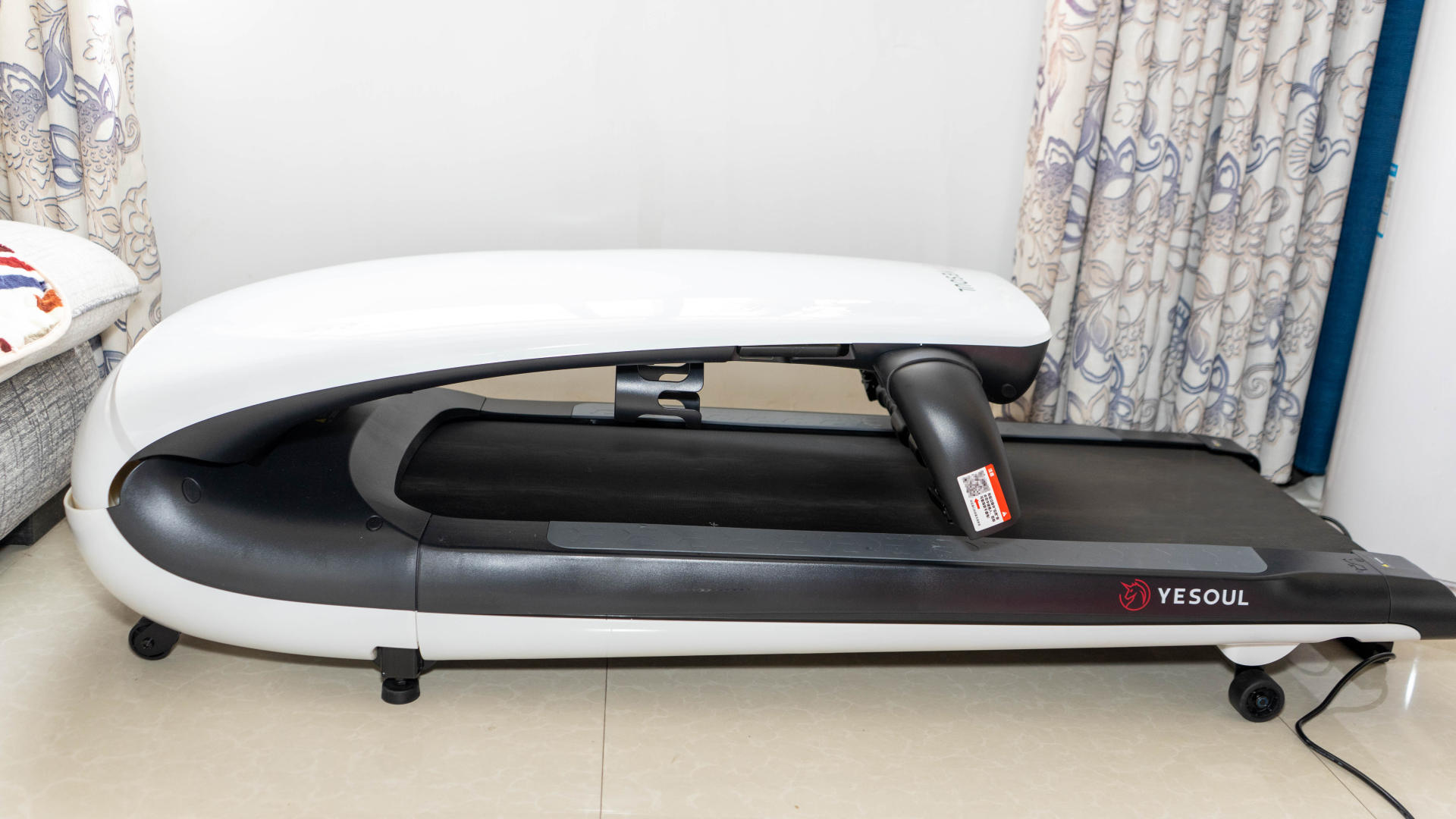 不用花钱在家也能健身跑步机,摩托艇跑步机