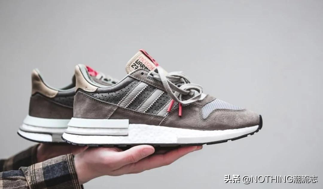 adidas阿迪达斯三叶草经典,三叶草德训系列鞋型大小区别