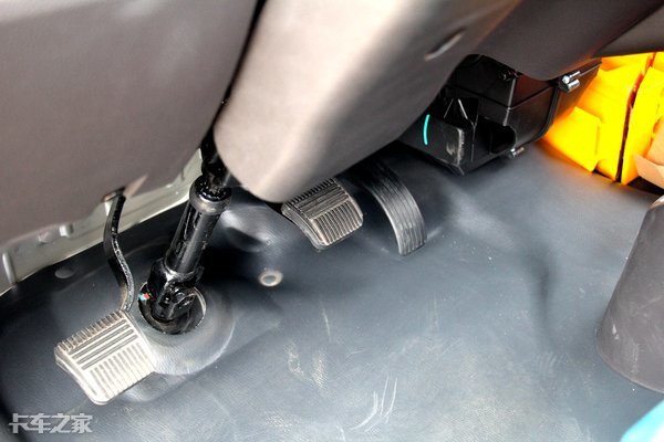 云内2.5马力140,云内混动轻卡