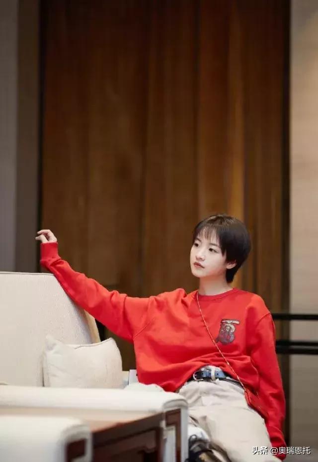 burberry深蓝色搭配 (burberry鼠年限定)