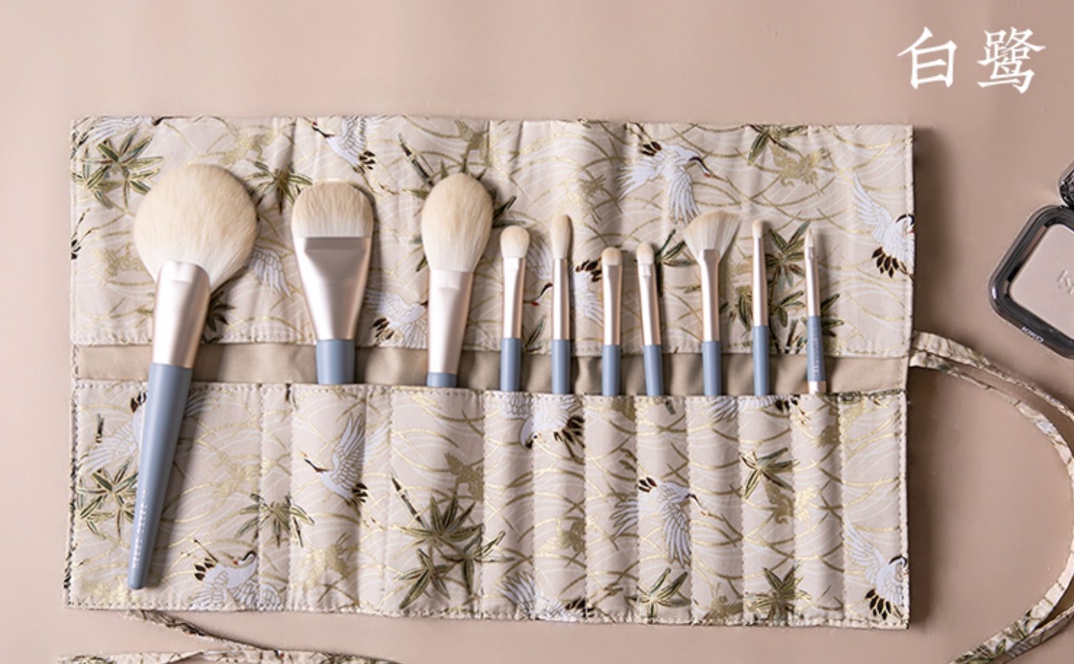 别再用手上妆了,这5套平价好用的化妆刷,送给精致的女孩们