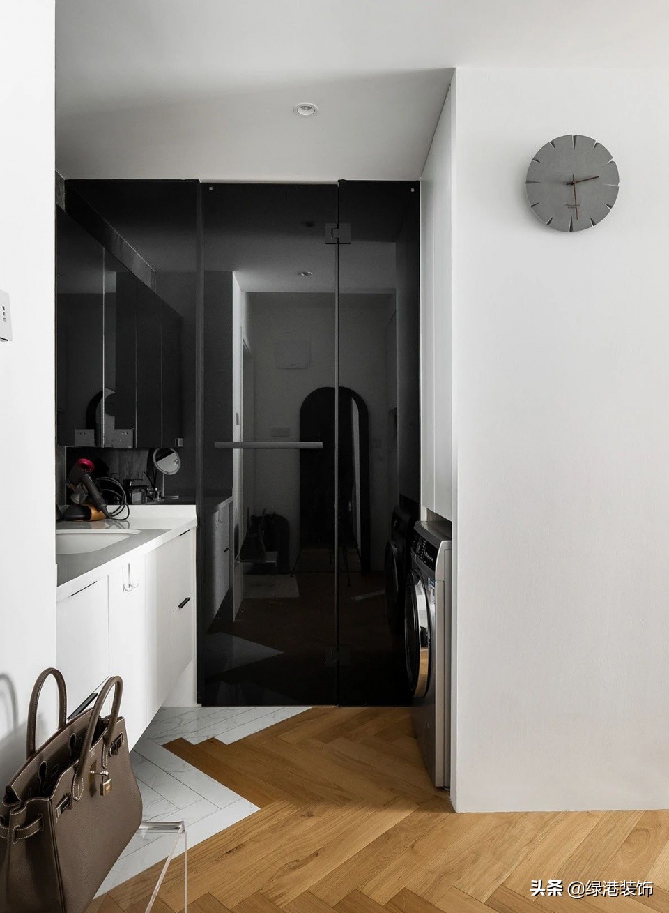 家装室内原木色门推荐,沈阳室内门选生态门