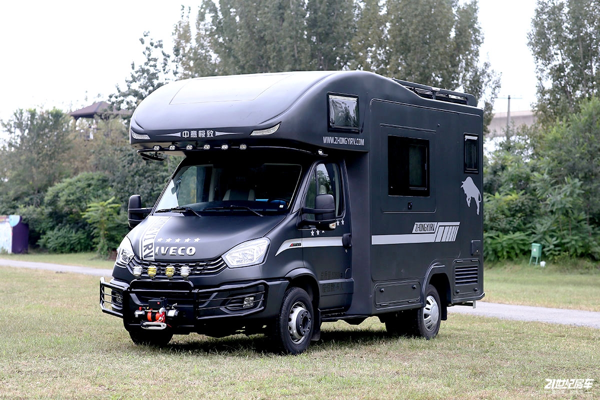最新国产依维柯欧胜四驱房车,依维柯欧胜6.5吨悬挂
